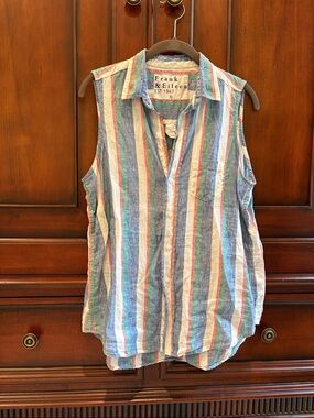 NWOT Frank & Eileen Fiona Linen Sleeveless Button Down Indigo Blue Size S
